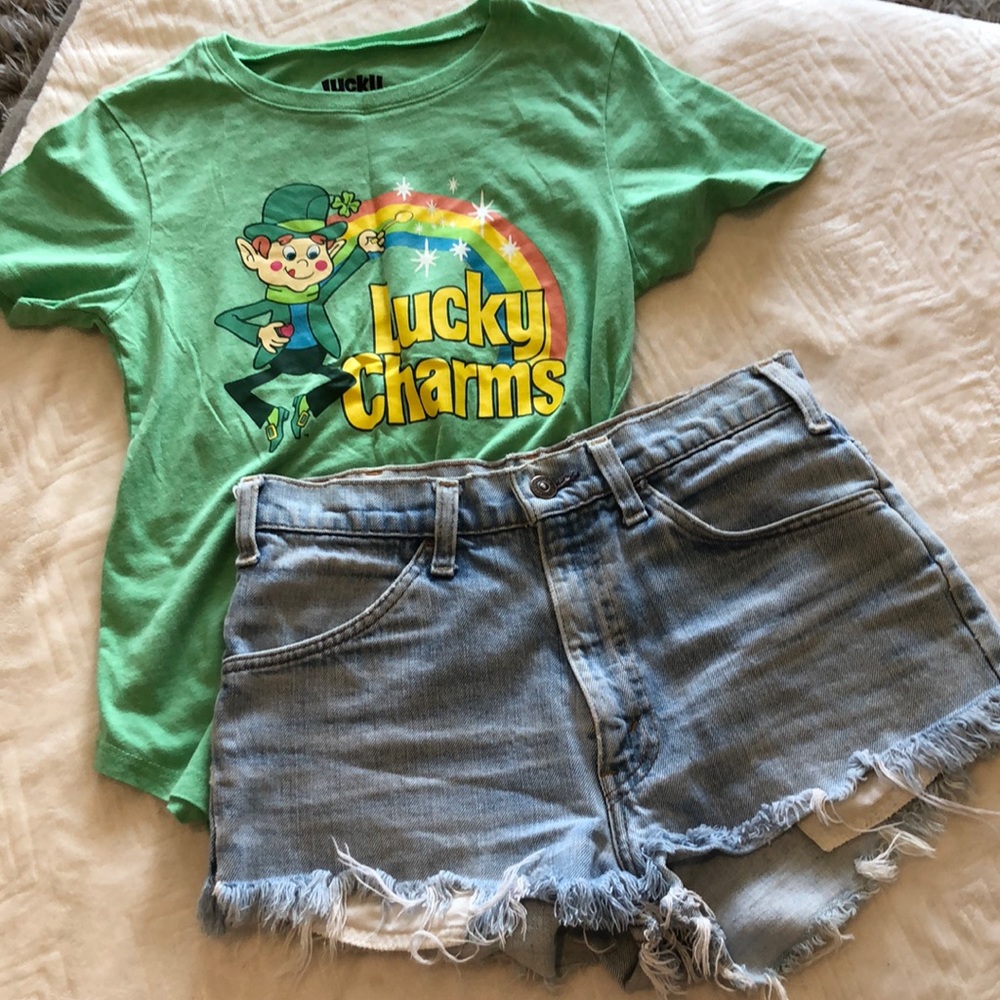 Levi Jean Shorts and Lucky Charm Tee